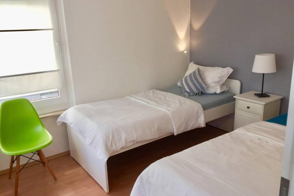 Apartment 120 Qm -3 Schlafzimmer-2 Baeder- Fuer 7 Gaeste Düsseldorf Kültér fotó