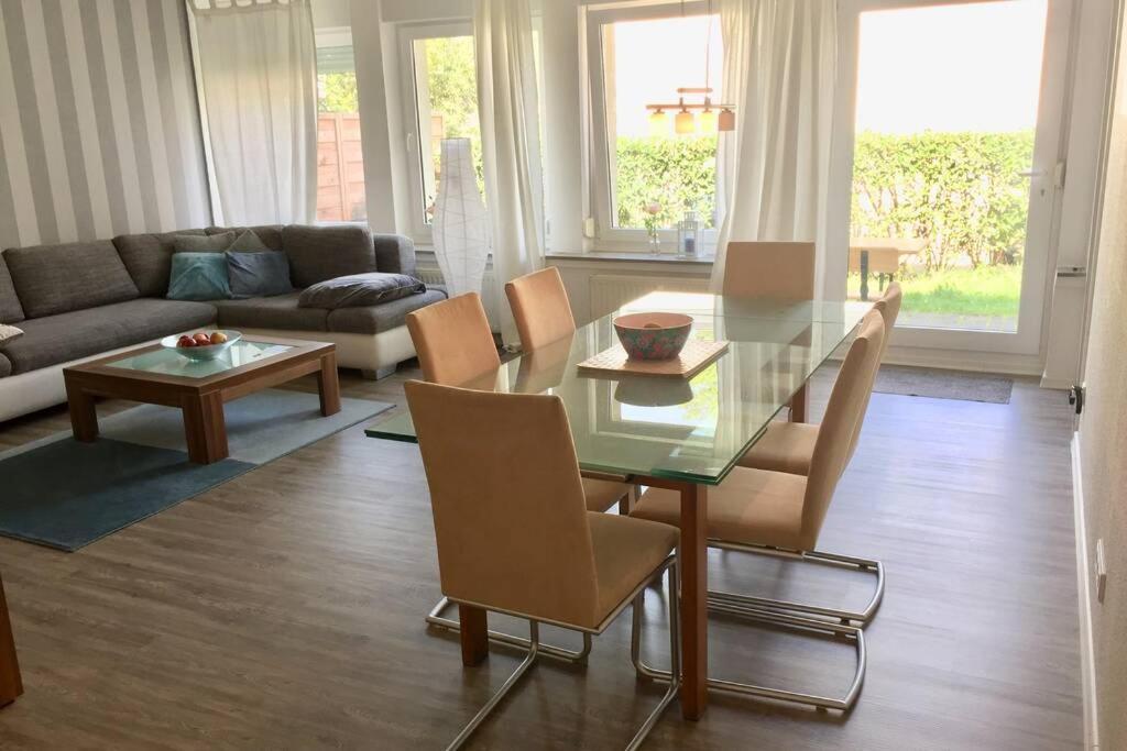 Apartment 120 Qm -3 Schlafzimmer-2 Baeder- Fuer 7 Gaeste Düsseldorf Kültér fotó